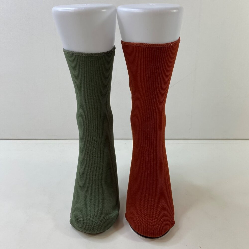 Womens Crew Socks Set 2 Solid Ribbed Green Rust Red - Picture 2 of 3
